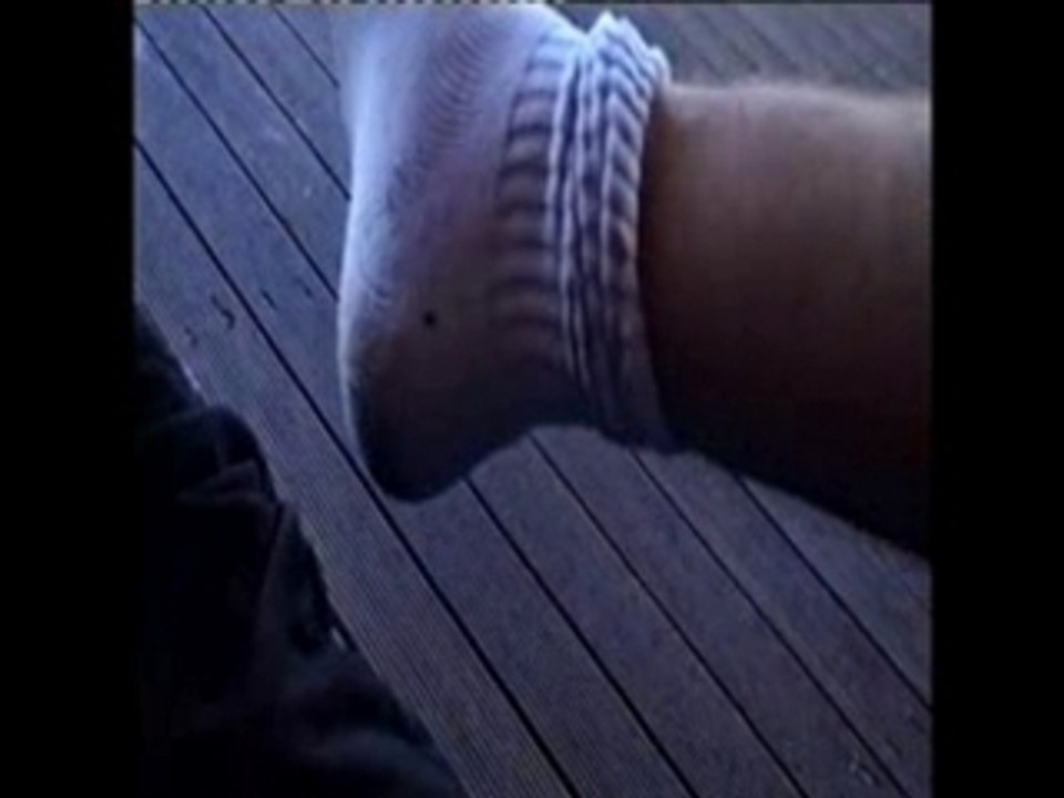 Stomp Pads Rule/Hurt!
