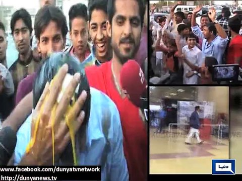 Dunya News-Moin Khan Went Under Ground, Angry Fans Waited At Airport With Rotten Eggs