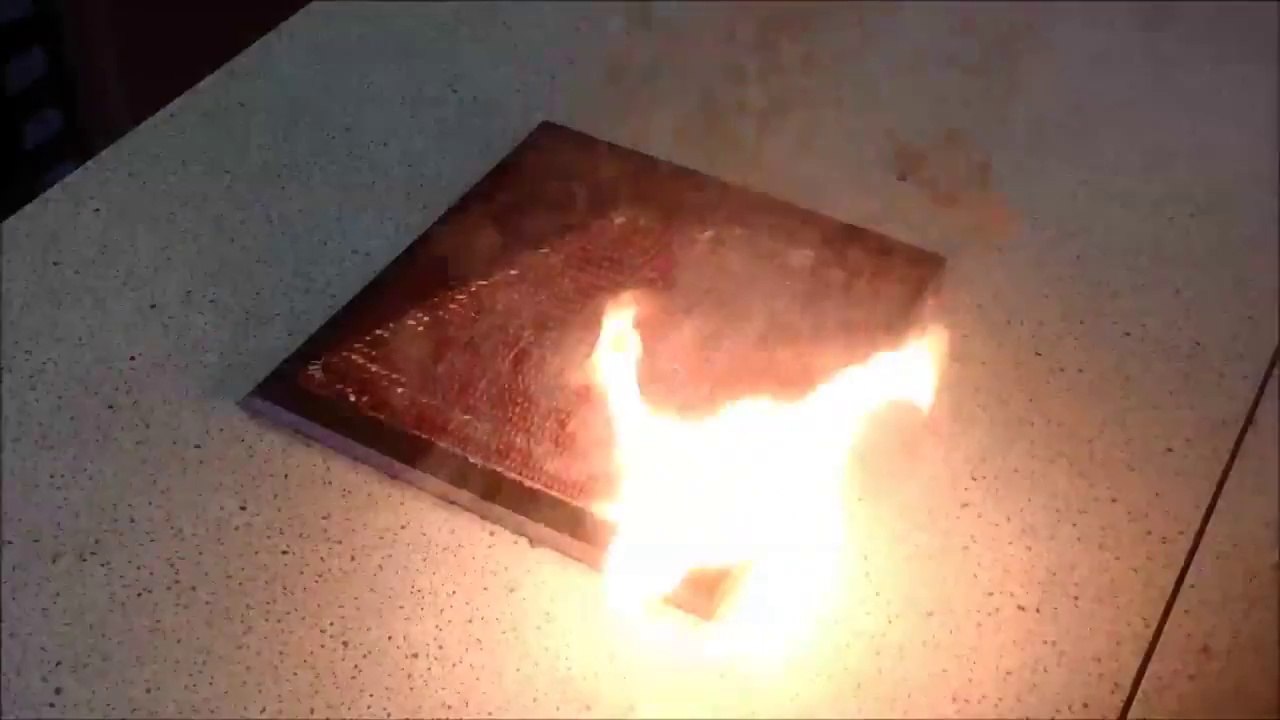 Allumer 5000 allumettes : réaction en chaîne magique...