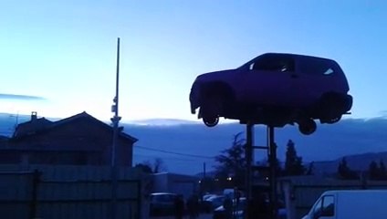So dangerous stunt with an old car and a forklift