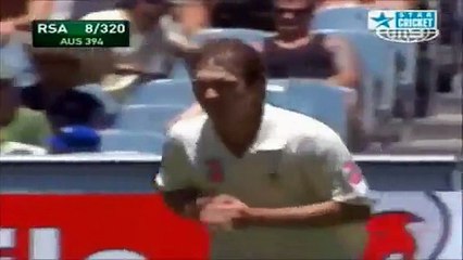 Hussey couldnt see the ball and droped the catch