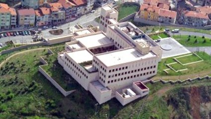 İstanbul'daki ABD Başkonsolosluğu'nda Canlı Bomba Alarmı