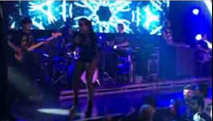 TTcam da @vanmesquita no show da Anitta 27-02-2015