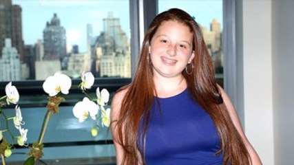 15 Yaşındaki Genç Kız Bebek Bakıcılığından Köşeyi Döndü