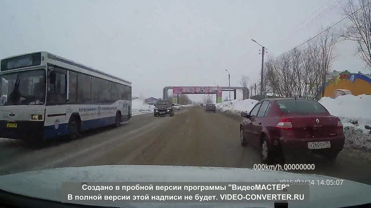 Поиграли в кёрлинг - ДТП в Нижневартовске