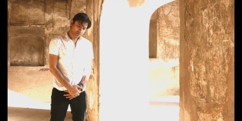 Farhaan Bella | Sari Dunia HD