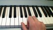 Chord Lesson 01 - Play Major Chords on the Piano Lesson