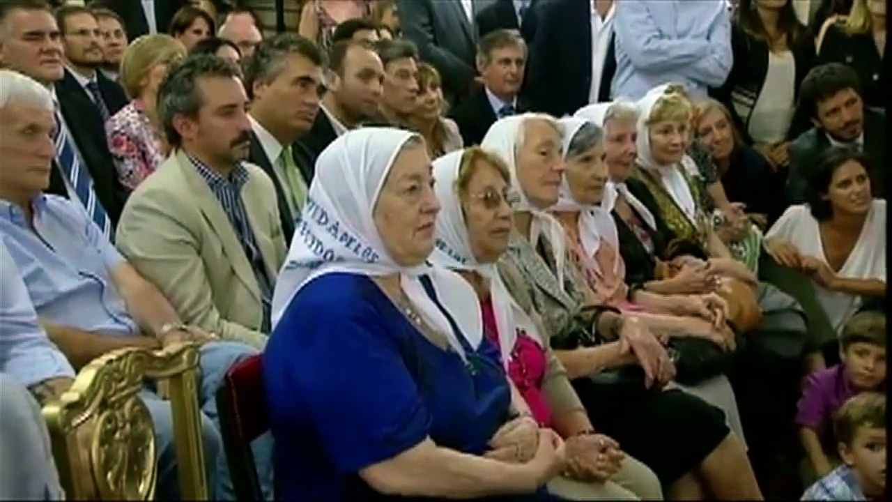 Cristina Kirchner nomeia líder peronista chefe de gabinete