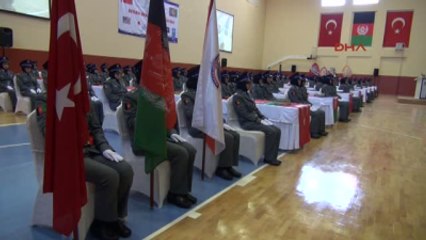 Sivas'ta Afgan Kadın Polisler Mezuniyet Heyecanı Yaşadı