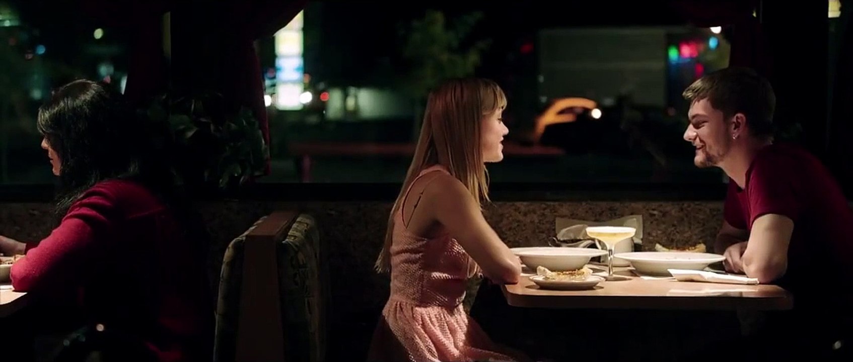 It Follows UK TV SPOT It Doesn't Think [2015] Horror Movie HD