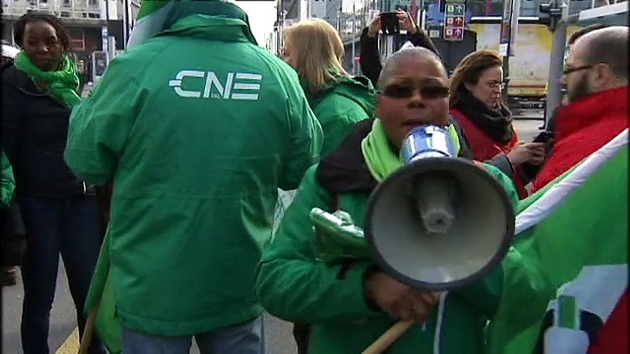 Saut d'index approuvé : "le gouvernement vient de déclarer la guerre sociale"