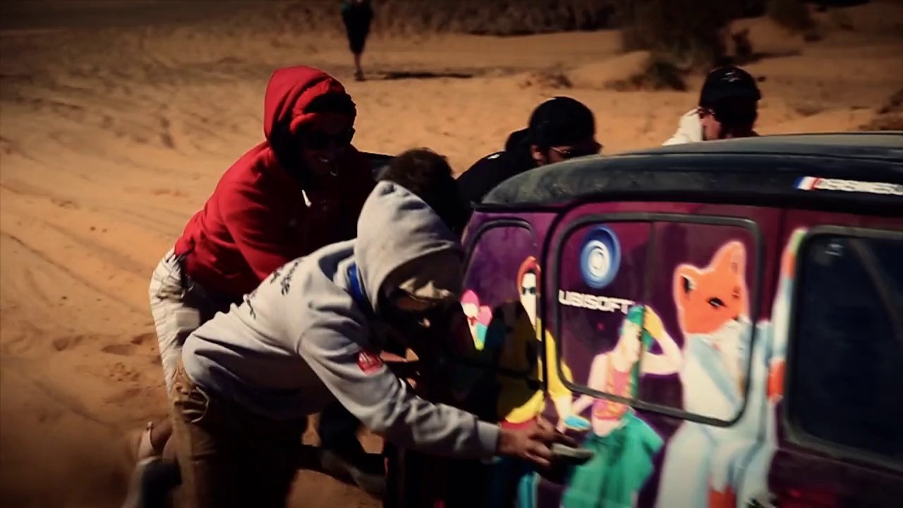 Raid 4L Trophy 2015 - JT n°7 : Entraide, boussole & Roadbook sur les pistes de Merzouga