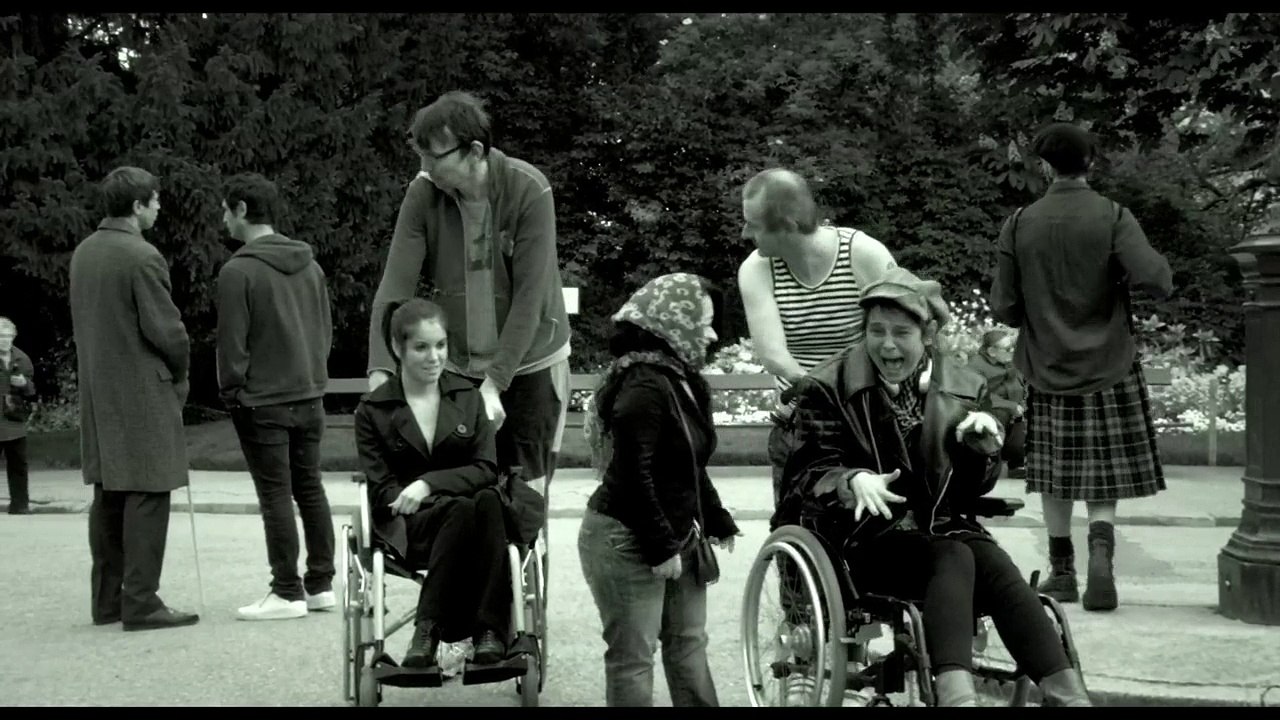 Indésirables Bande-annonce