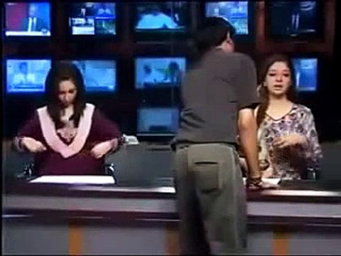 Pakistani Funny Clips 2017 News Anchor Behind The Scene Funny Moments funny videos | funny clips | funny video clips | comedy video | free funny videos | prank videos | funny movie clips | fun video |top funny video | funny jokes videos | funny jokes vide