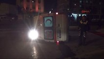 Adıyaman'da Ambulans ile Hafif Ticari Araç Çarpıştı 7 Yaralı