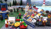 Thomas & Friends Kids LEGO MOVIE MINIFIGURES! 5 Blind bags opened helped by Thomas The Tank Engine