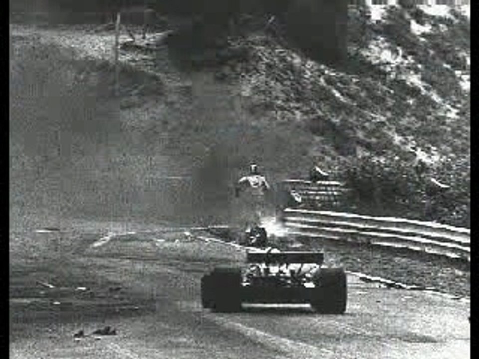 F1 Roger Williamson's fatal accident - 1
