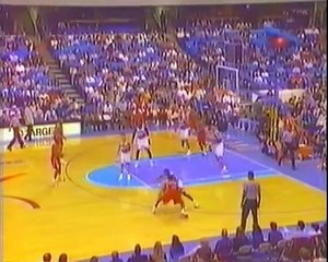 Allen Iverson - Crossover on Terrell Brandon in '97