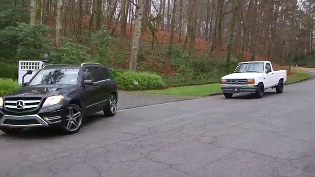 Evander Holyfield shows angry driver why road rage is a bad idea