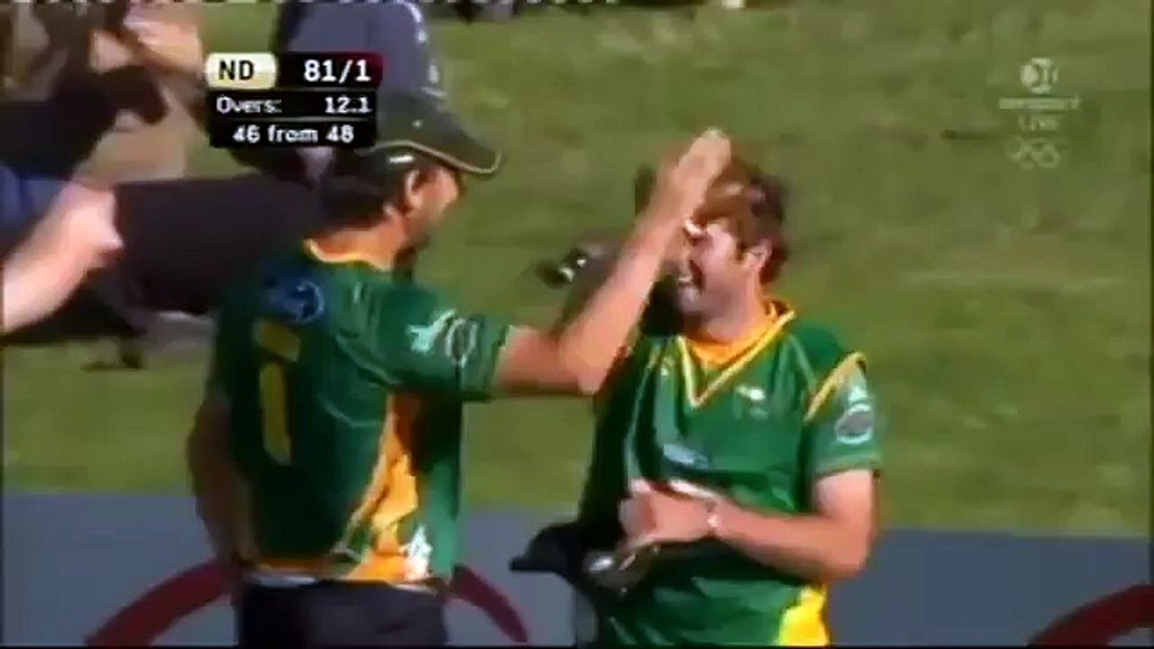 Top 10 Best Catches in Cricket History