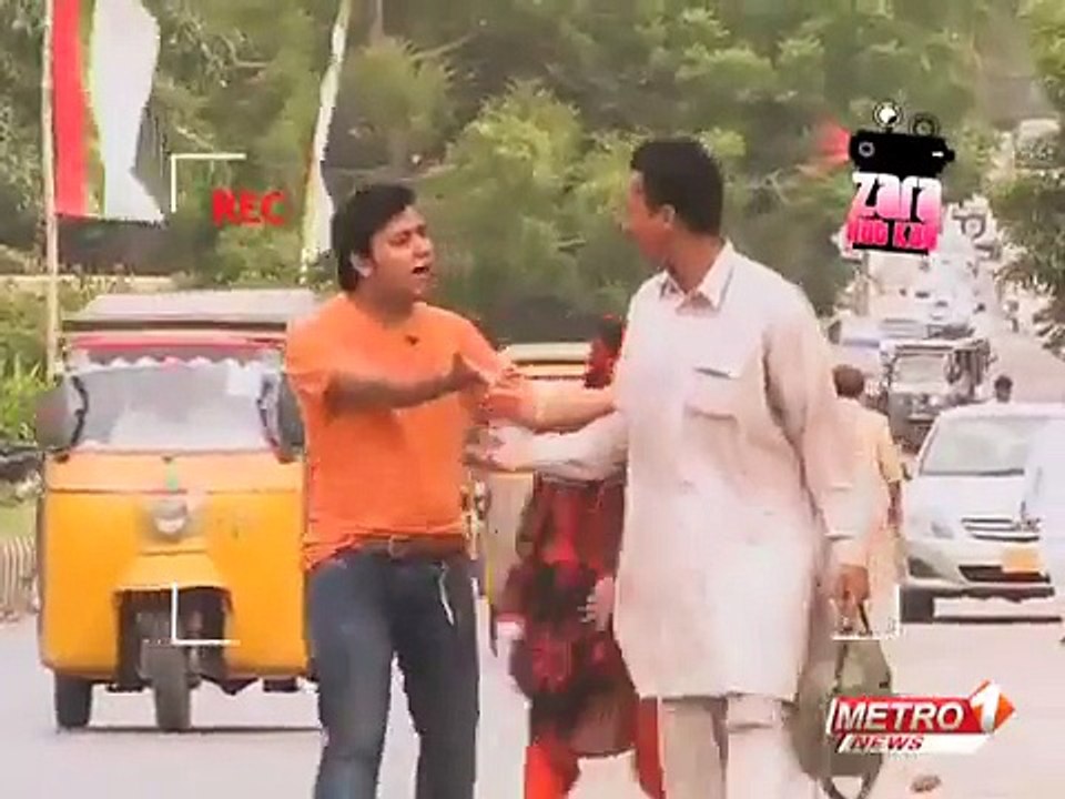 Zara Hut Kay  Sallam ker bahi Funny Pakistani Clips funny videos | funny clips | funny video clips | comedy video | free funny videos | prank videos | funny movie clips | fun video |top funny video | funny jokes videos | funny jokes videos | comedy funny