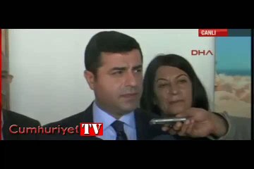 Demirtaş'a bu soruyu sordu: "AKP'yi kurtarma operasyonu mu?"