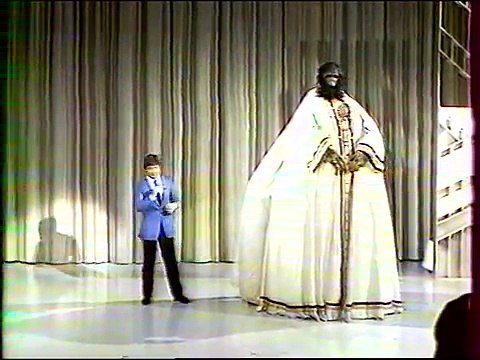 -Thierry le Luron-imitation de Demis Roussos !!