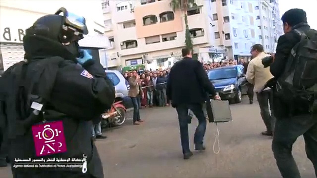 حصري : حقيبة مشبوهة تستنفر جميع الأجهزة الأمنية بالدارالبيضاء