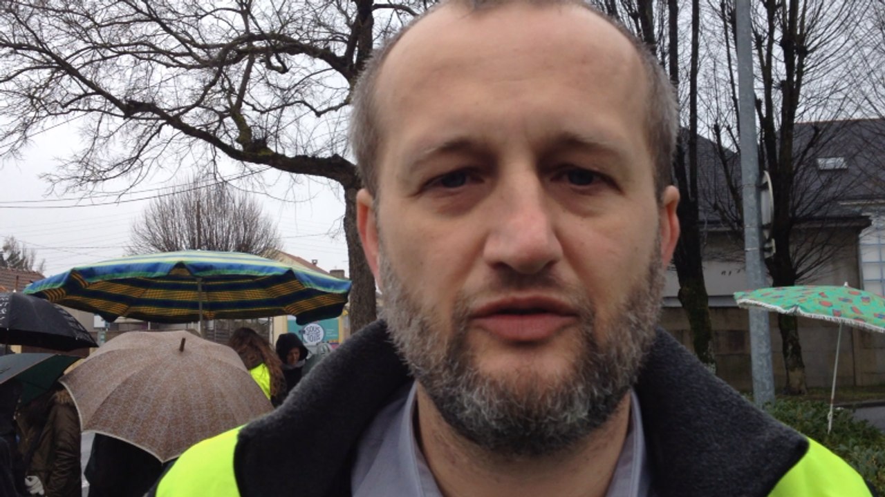 À Nantes, ils manifestent contre les antennes relais