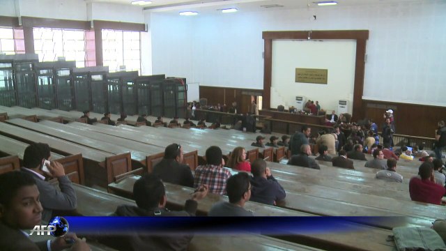 Egypte: prison à vie pour le chef des Frères musulmans