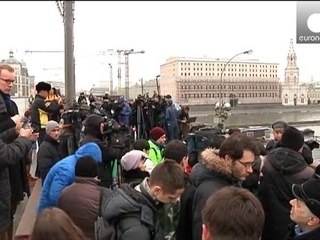 ادای احترام دهها نفر به بوریس نمتسف