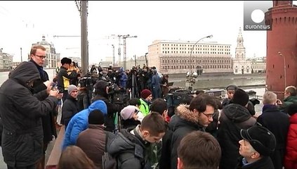Hommages spontanés à l'opposant russe assassiné Boris Nemtsov