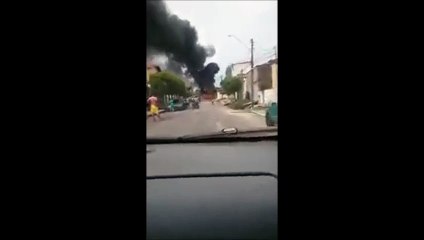 Ônibus é incendiado no Henrique Jorge