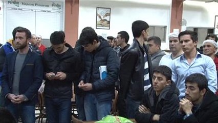 Eroğlu, Tınaztepe Öğrenci Yurdu'nu Ziyaret Etti