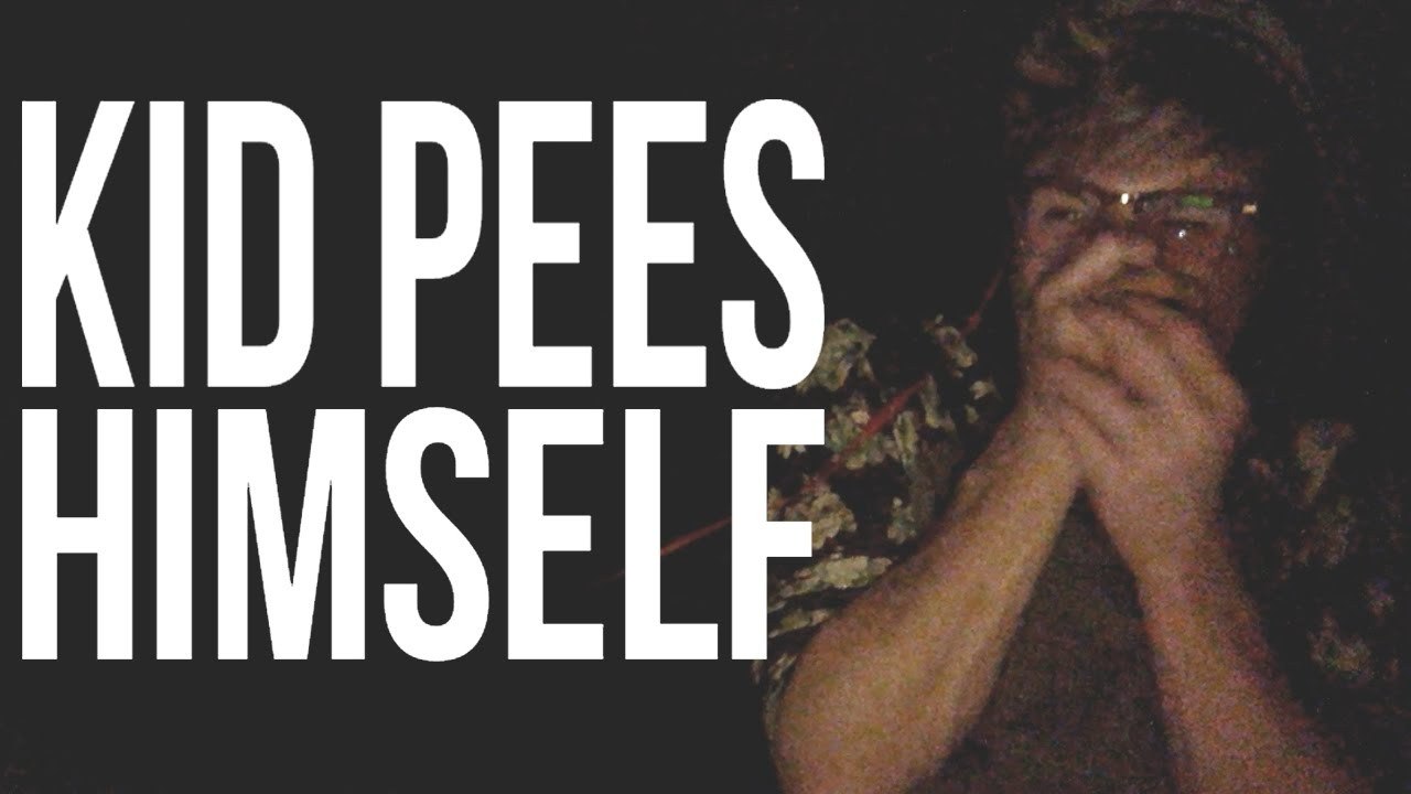 KID PEES HIMSELF PLAYING HORROR GAME
