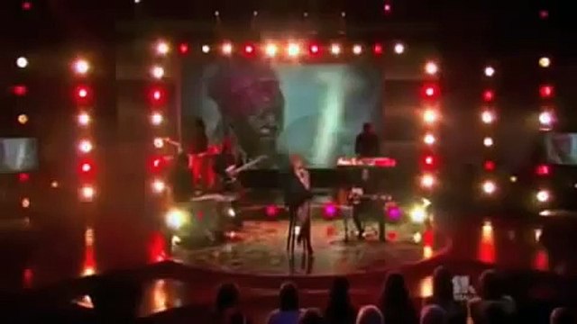 Rihanna - Redemption song (live on Oprah)