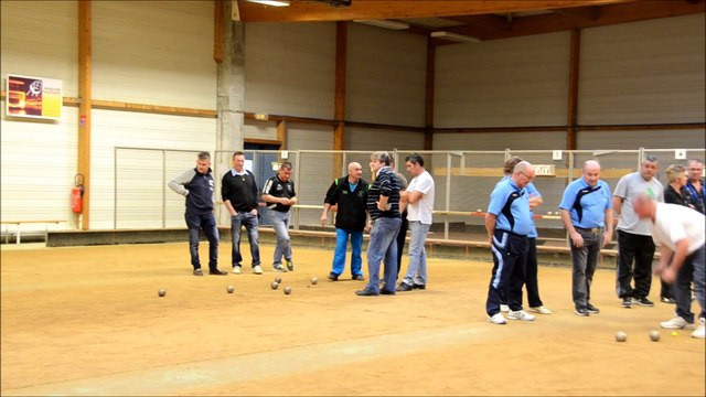 Pont-de-Vaux. Concours Amicale boules. 28 février 2015.