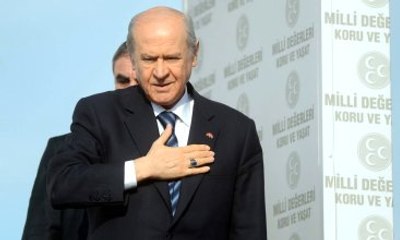 Bahçeli: Yaşar Kemal'in Vefatından Büyük Bir Üzüntü Duydum