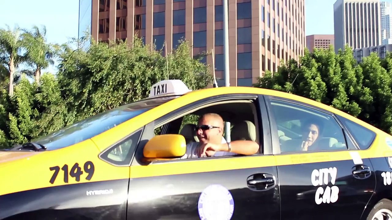 HIGHWAY SING-A-LONG- Build Me Up Buttercup Edition
