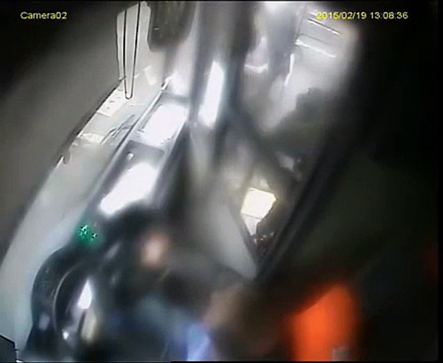 Троллейбус сбил пешехода