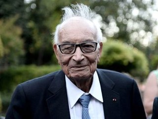 Usta Yazar Yaşar Kemal Sonunda Karacaoğlan Gibi Oldu