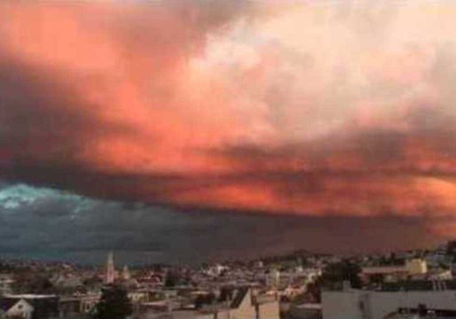Lightning Strikes as Red Skies Roll Into San Francisco