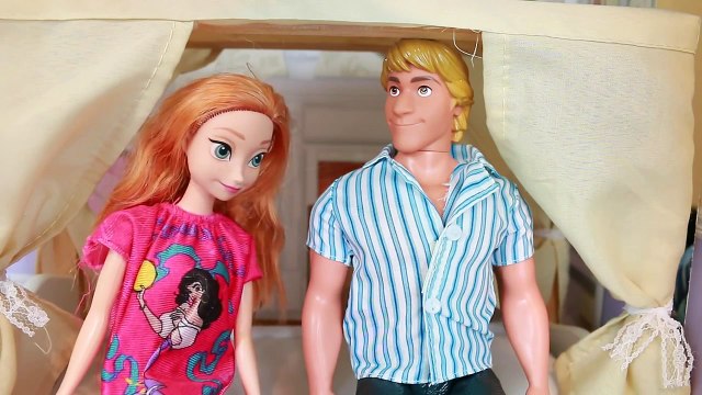 Frozen Disney Princess Parody Anna Kids Crawling Anna's Story Dream Baby Frozen Barbie Dolls Toys