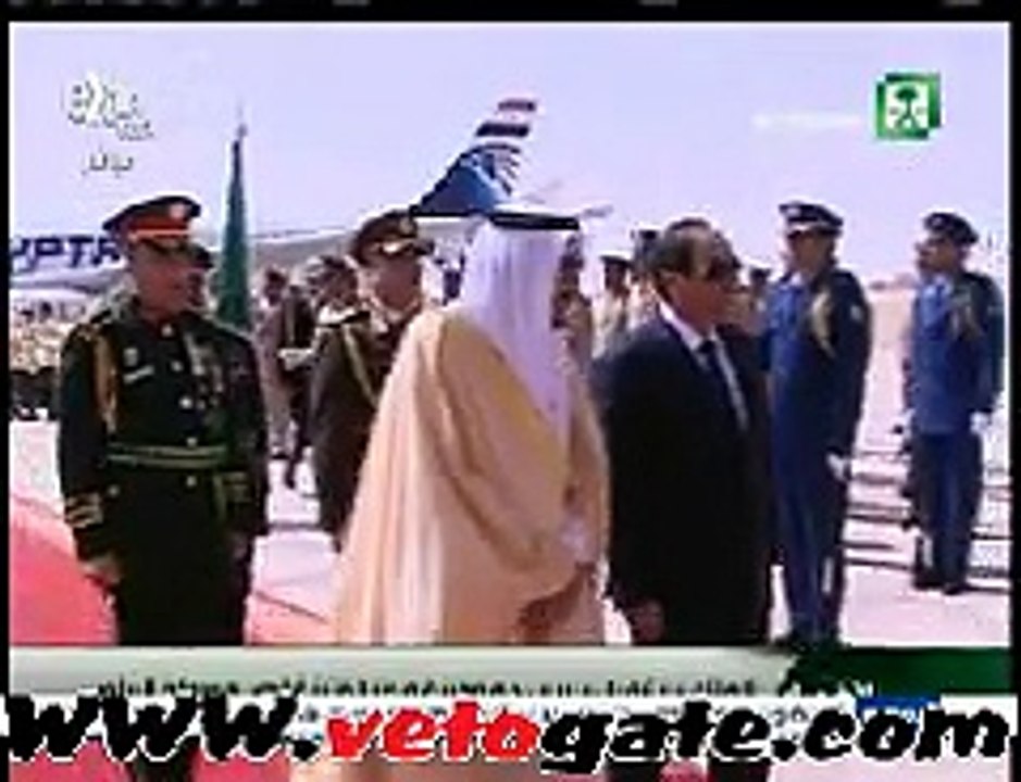 لحظة وصول السيسى للسعودية