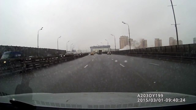 Избежать аварии не удалось - ДТП в Москве 01.03.2015