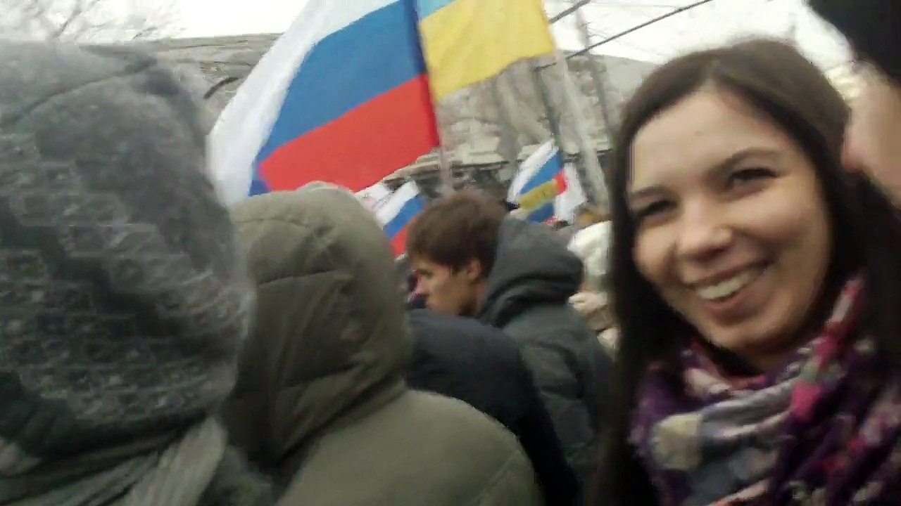 Провокаторы из 5 колонны беснуются на траурном марше памяти Немцова