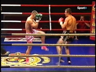 YOHAN LIDON vs DIMITRY SHAKUTA (Kings of Muay Thai 30.9.2005 Minsk)