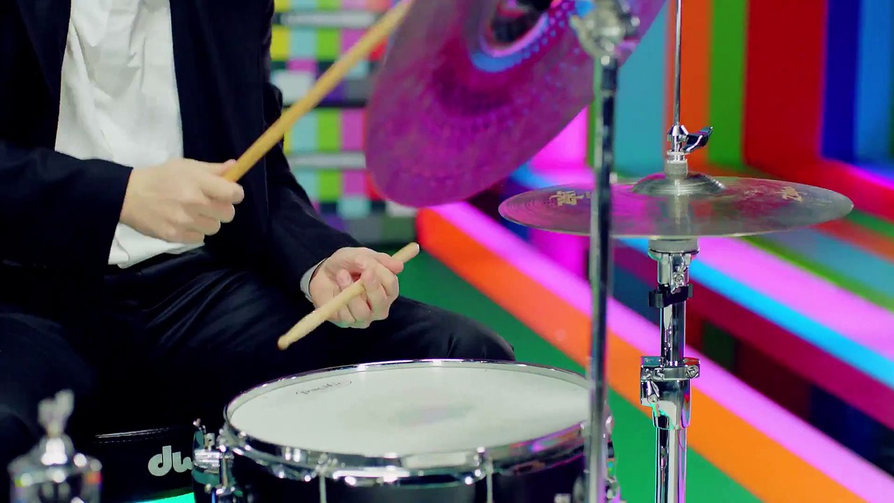 [MV] MC MONG(MC몽) - Love mash(사랑 범벅) (Feat. Chancellor(챈슬러) of the channels) [1080 HD]