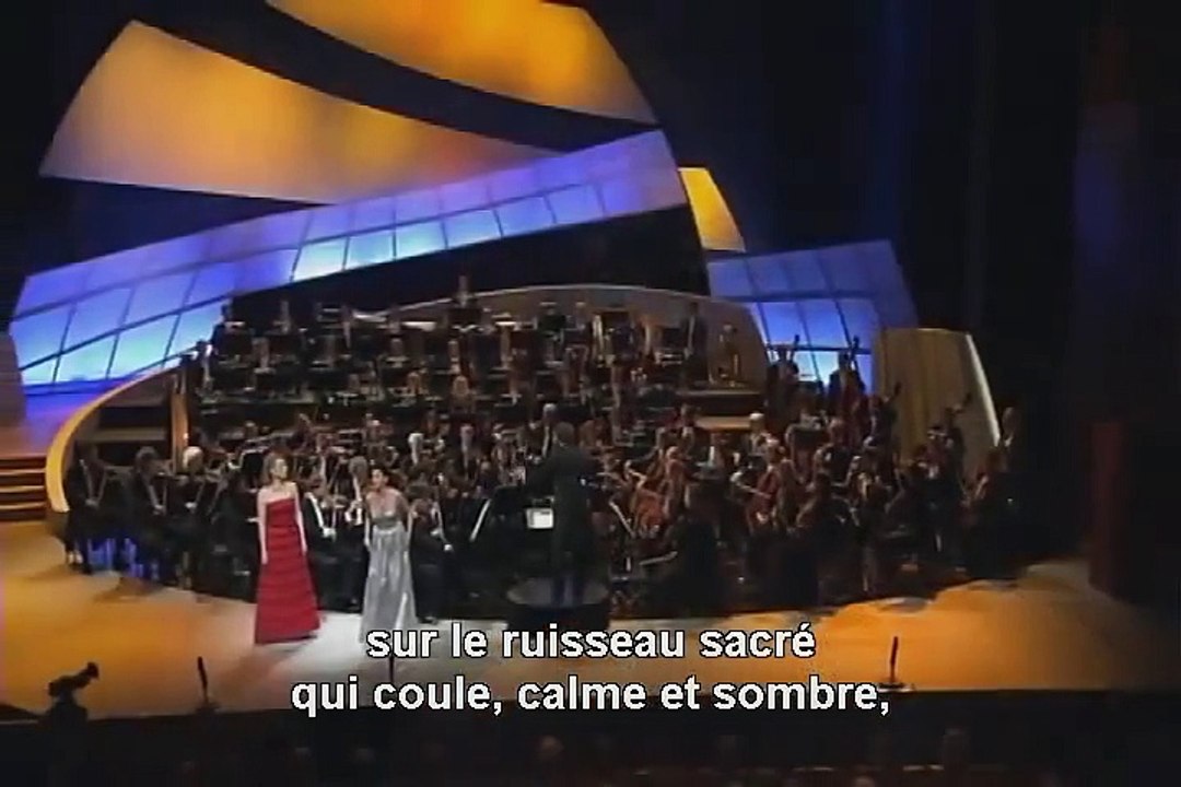 Flower duet - Anna Netrebko & Elina Garanca Lakmé de Delibes