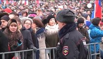 Ungewöhnliche Szenen beim Trauermarsch in Moskau: Putin-Gegner vorm Kreml